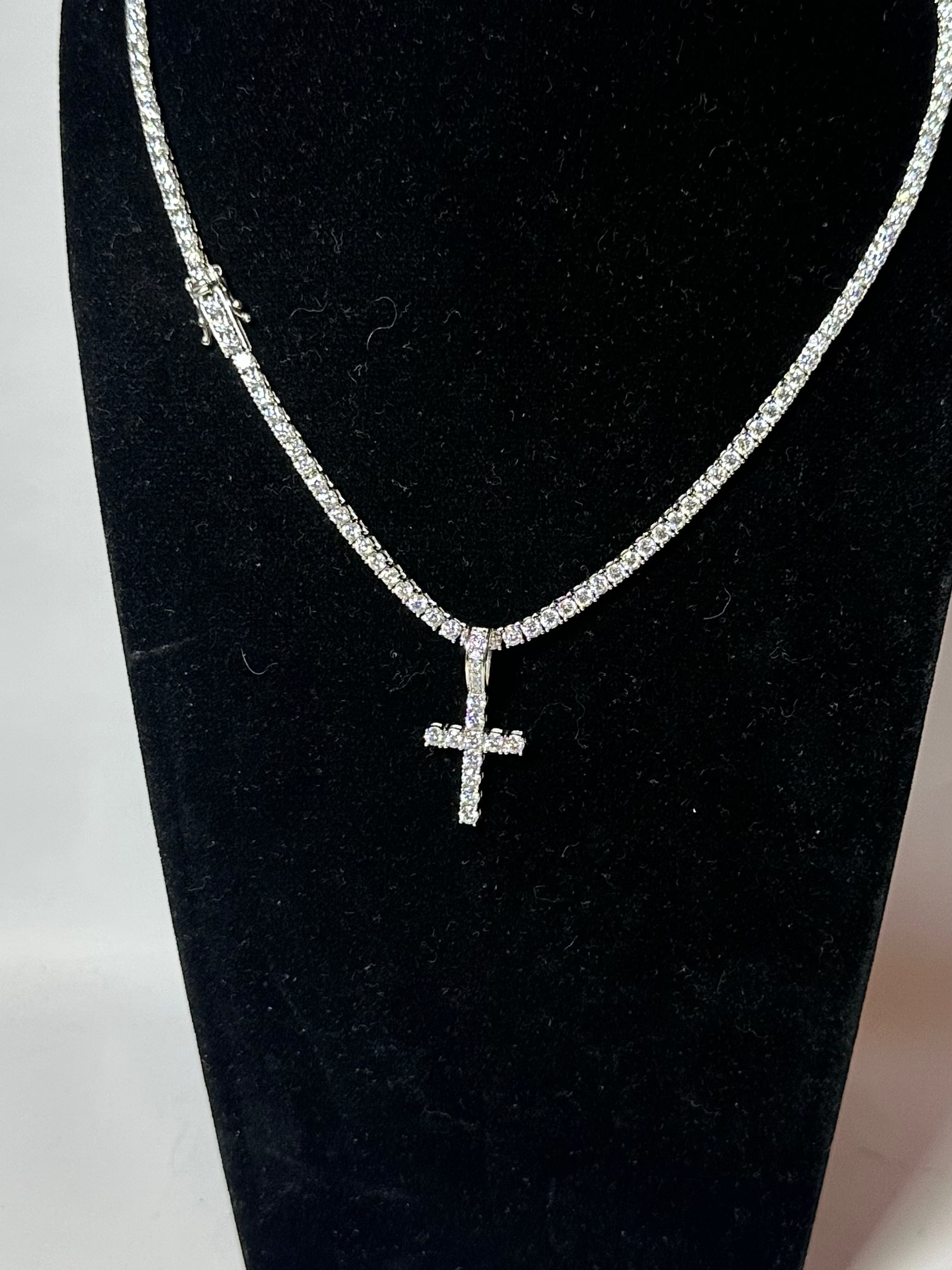 Dije cruz 2mm