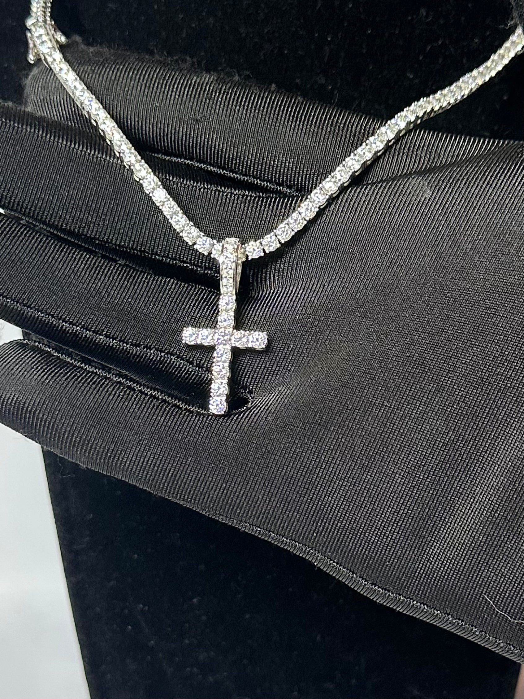 Dije cruz 2mm